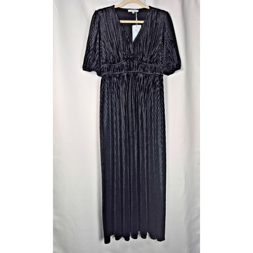 NWT Black Crushed Velvet Maxi Dress Puff Sleeve Smocked Waist Size L Witchy